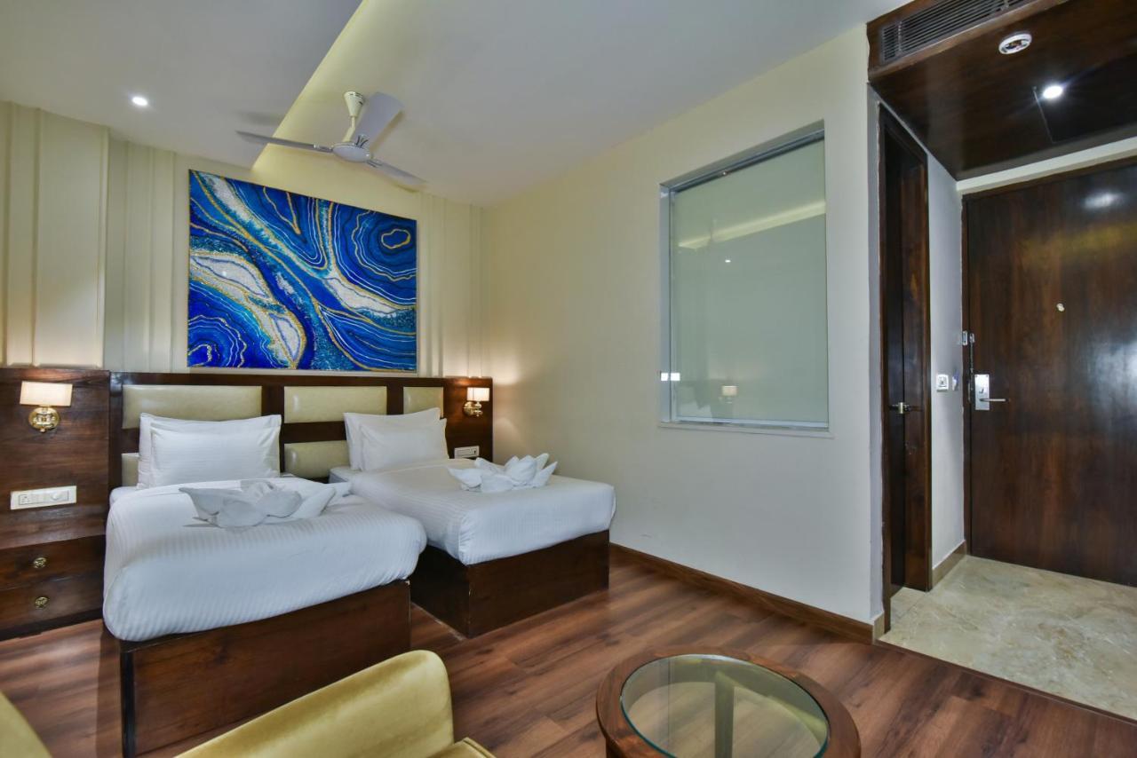 Hotel Br Grand With Nimo Club Amritsar -5 Mint From Golden Temple Exterior foto
