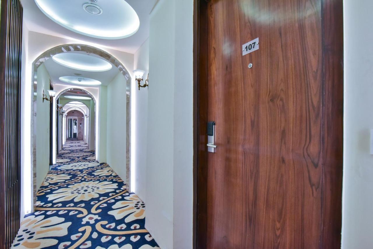Hotel Br Grand With Nimo Club Amritsar -5 Mint From Golden Temple Exterior foto