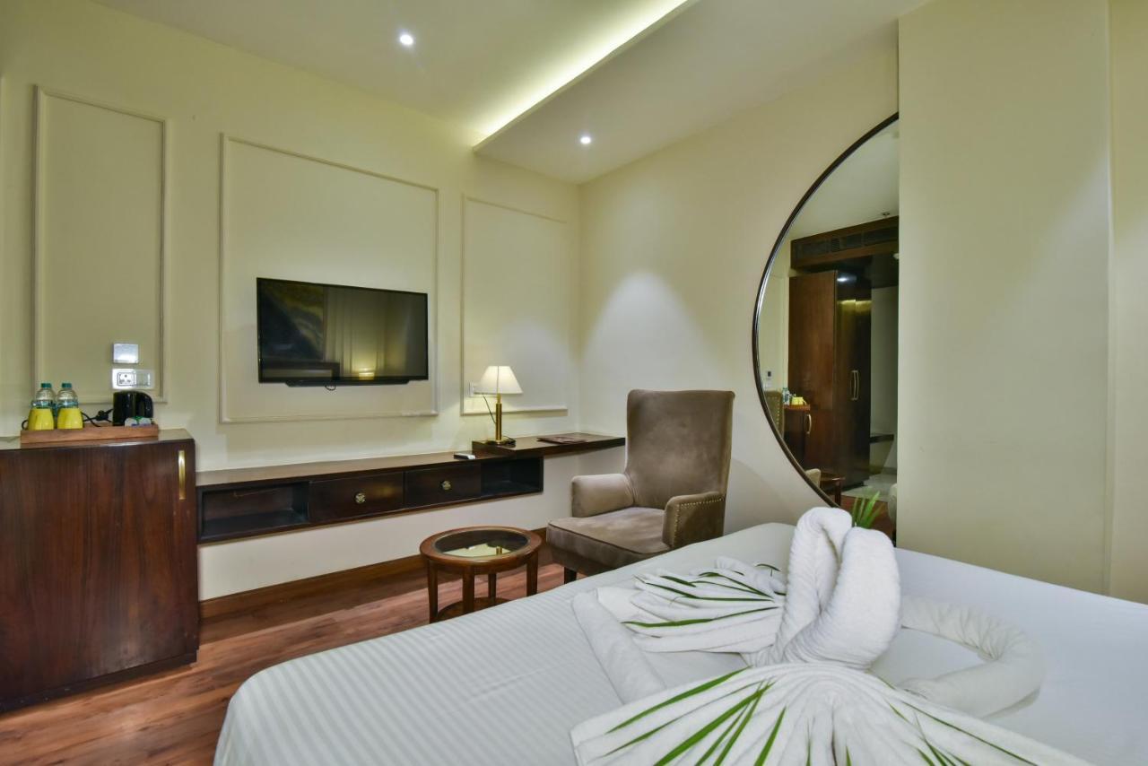 Hotel Br Grand With Nimo Club Amritsar -5 Mint From Golden Temple Exterior foto
