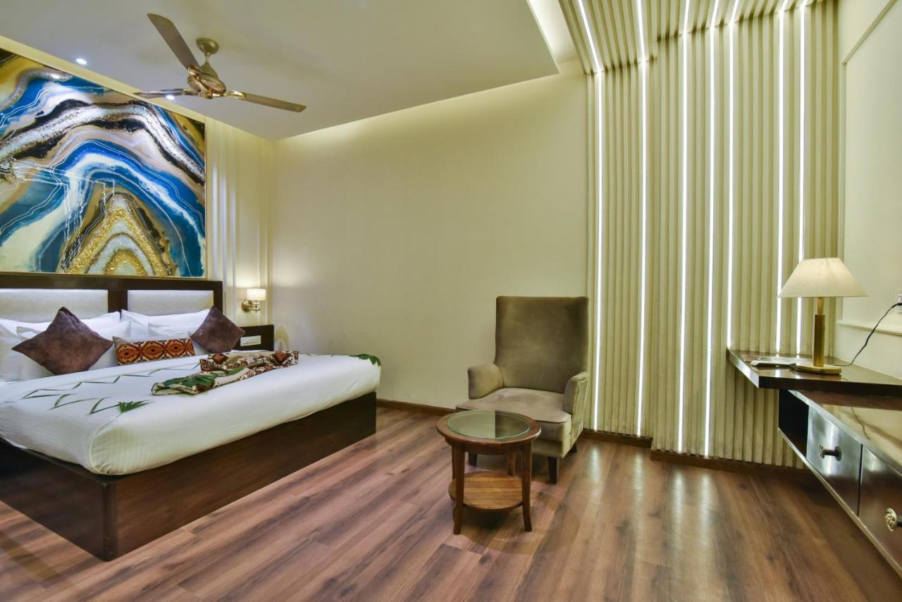 Hotel Br Grand With Nimo Club Amritsar -5 Mint From Golden Temple Exterior foto