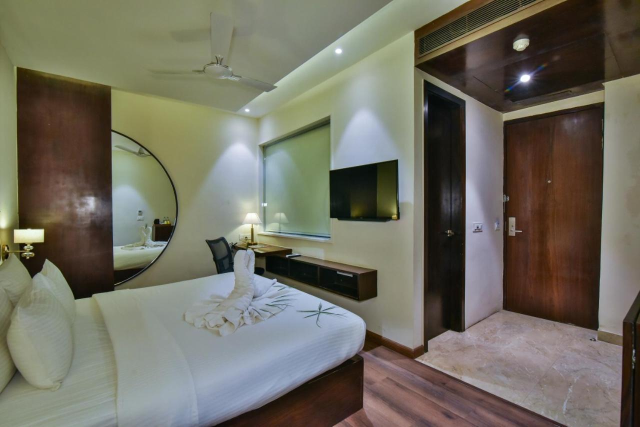 Hotel Br Grand With Nimo Club Amritsar -5 Mint From Golden Temple Exterior foto